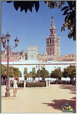 Patio de Banderas